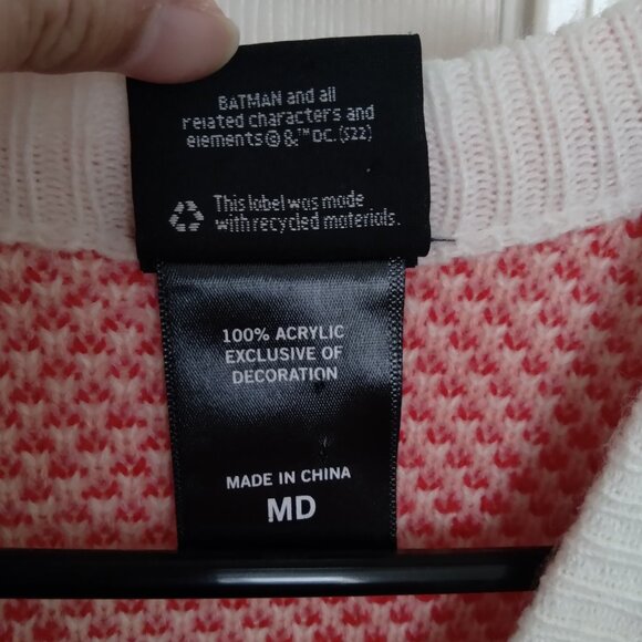 BoxLunch Exclusive DC Comics Harley Quinn White, Pink, and Red Diamond Cardigan - Picture 5 of 5